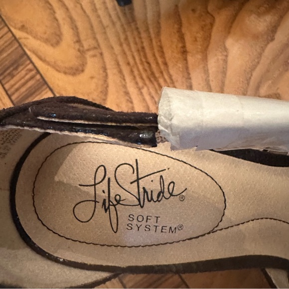 NWOT LifeStride Pumps. Wide Width with Comfortable Soft System Construction. 9W. - Picture 2 of 7